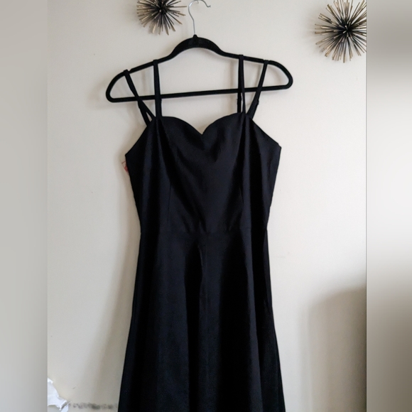 NWT Gown Town  Sz: L - Picture 2 of 8